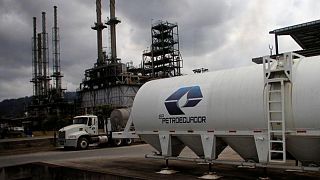 Ecuador lanza licitación para renovación de refinería Esmeraldas