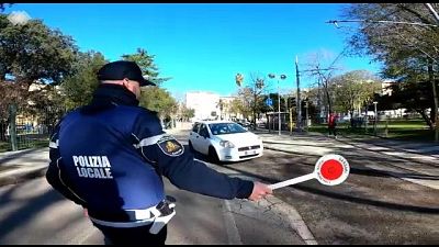 Filmato in mano alla Polizia locale, ora rischia l'arresto Filmato in mano alla Polizia locale, ora rischia l'arresto