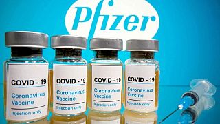 إدارة الأغذية والعقاقير الأمريكية تقول إن لقاح فايزر لكوفيد-19 فعال وآمن للأطفال