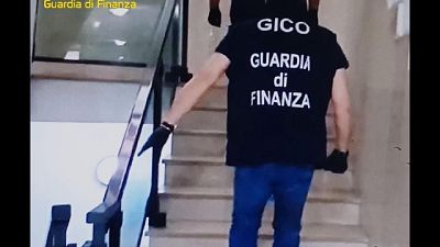 Nuove accuse per fratelli Del Re: Blitz dei finanzieri di Napoli