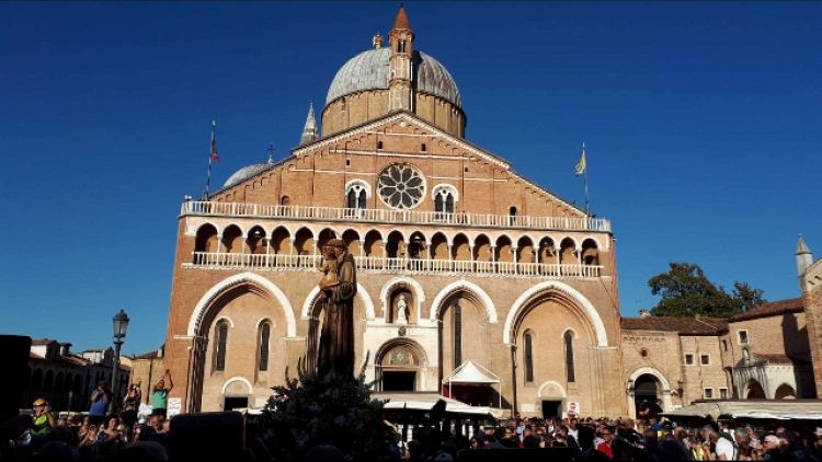 Ascom Padova porta cero in Basilica