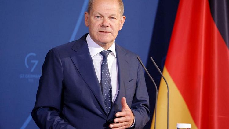 Germany's Scholz regrets N. Ireland law, promises unified EU response