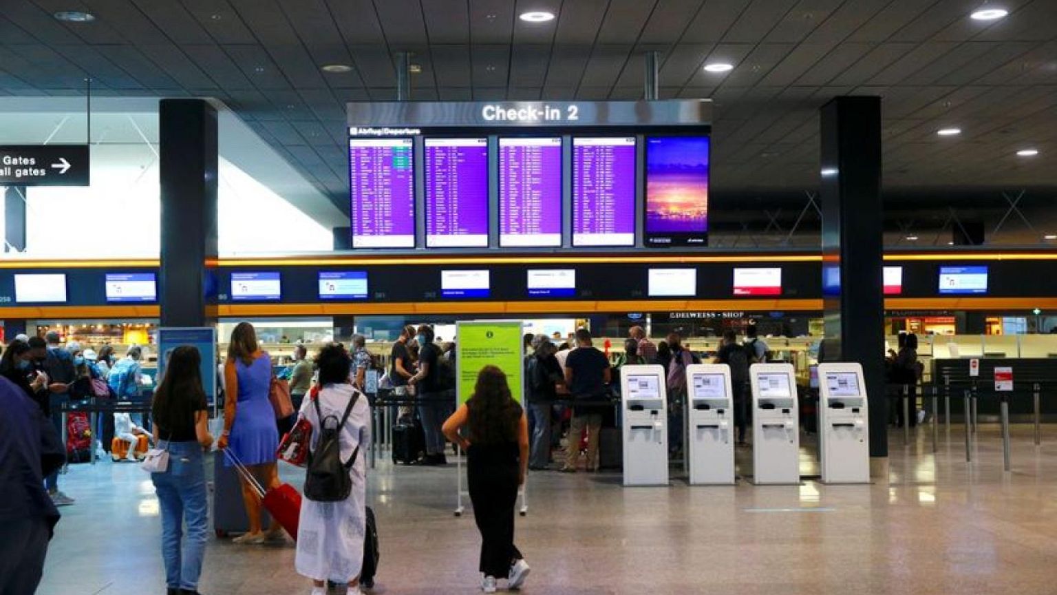 Technical woes at Swiss airports halt takeoffs and landings