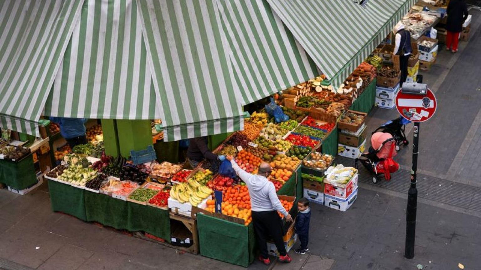 UK consumer spending softens, job ads fall in past week