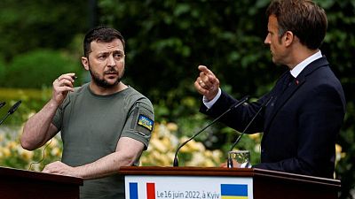 زيلينسكي: زيارة القادة الأوروبيين تظهر أن الأوكرانيين ليسوا وحدهم