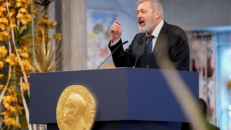 Un periodista ruso pionero vende la medalla del Nobel de la Paz para Ucrania