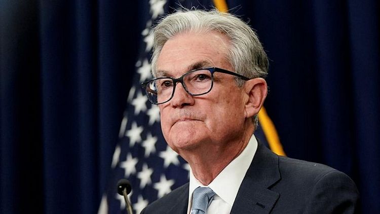 La Fed "no está tratando de provocar" una recesión, dice Powell