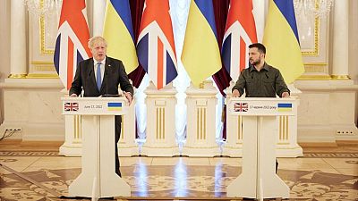 جونسون: بريطانيا ستمنح كييف القدرة على الصمود الاستراتيجي للانتصار على روسيا