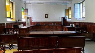 قاعة محكمة في تونس