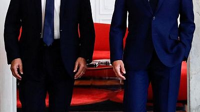 أحزاب المعارضة: يتعين على ماكرون "المتغطرس" تقديم تنازلات للفوز بدعمنا أحزاب المعارضة: يتعين على ماكرون "المتغطرس" تقديم تنازلات للفوز بدعمنا
