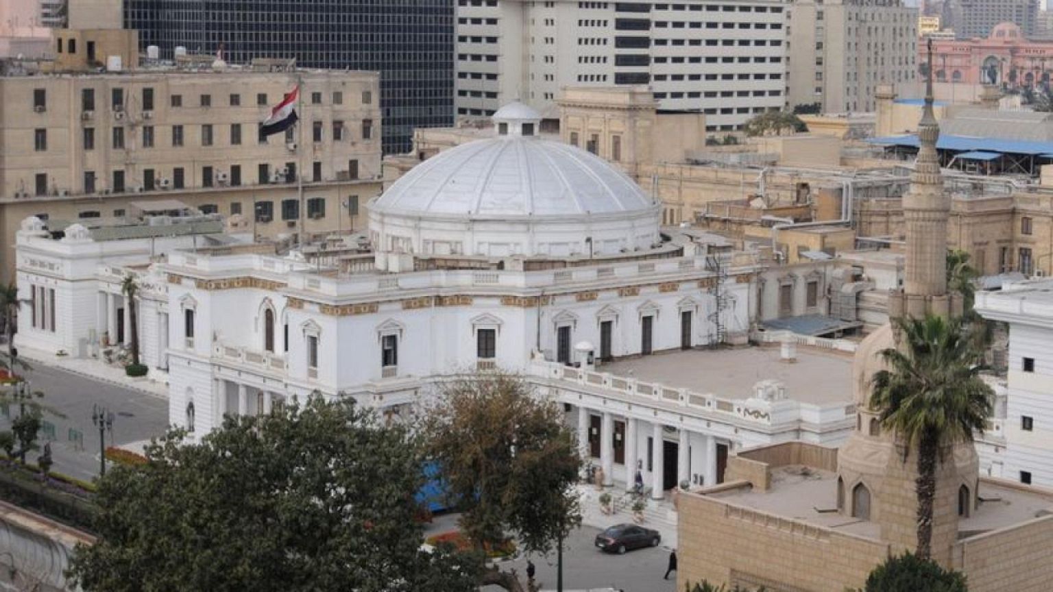 البرلمان المصري يقر مشروع موازنة 2022-2023 بزيادة متوقعة في الإنفاق 15٪