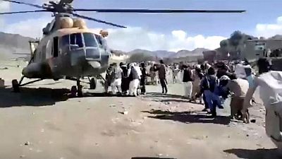 Afghan quake kills 950; toll seen likely to rise
