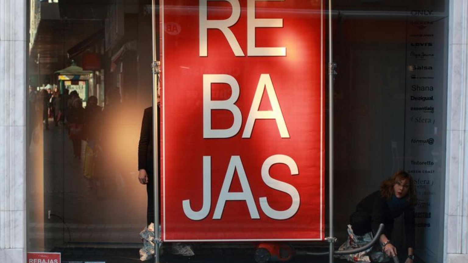 La cadena de moda española Tendam mantendrá devoluciones gratuitas y mezcla de ventas online y en tienda