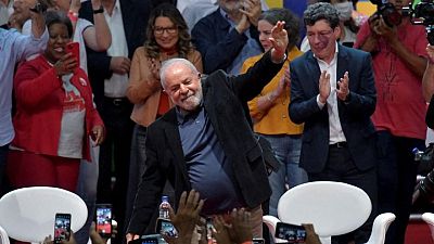 La ventaja de Lula sobre Bolsonaro en Brasil se mantiene: encuesta