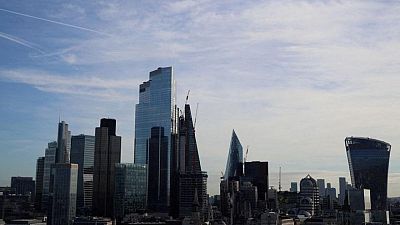 Rise of women to top of UK finance is 'stagnating'