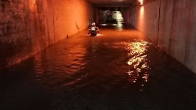 Salvati automobilisti in sottopasso allagato a Pozzuolo (Udine)