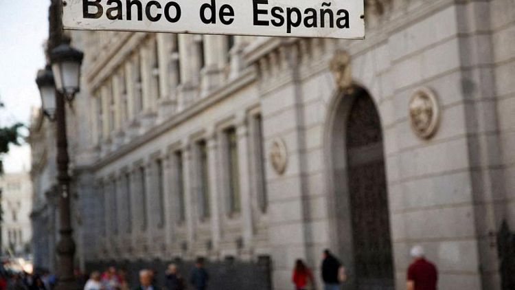 Las medidas de ayuda en España deben centrarse en ayudar a familias vulnerables -De Cos