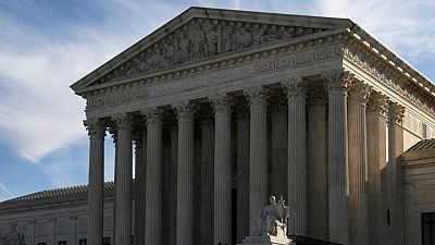 المحكمة الأمريكية العليا تبطل قانونا أساسيا يضمن حق الإجهاض المحكمة الأمريكية العليا تبطل قانونا أساسيا يضمن حق الإجهاض