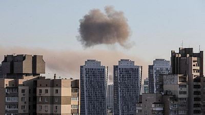 أوكرانيا: صواريخ روسية تقتل شخصا وتصيب 5 في كييف