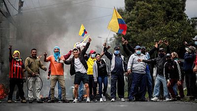 Ecuador gov't, indigenous leaders hold first talks amid protests