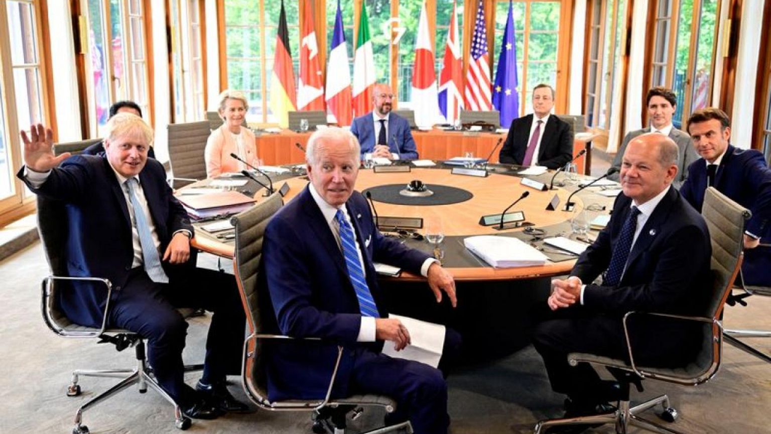 Naciones de G7 anuncian embargo al oro de Rusia al comienzo de una cumbre marcada por la guerra
