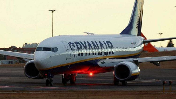 Ryanair dice que menos del 2% de los vuelos están afectados por la huelga