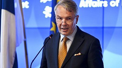 Finlandia dice que no discutió extradiciones específicas con Turquía