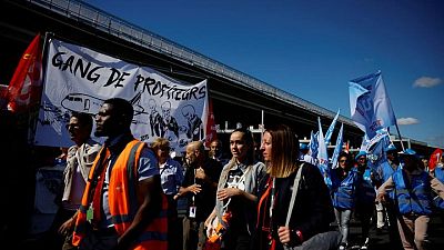 Striking Paris airport workers call new walkout on July 8-10