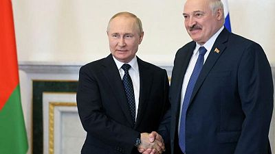 Líder bielorruso respalda a Rusia en su guerra en Ucrania