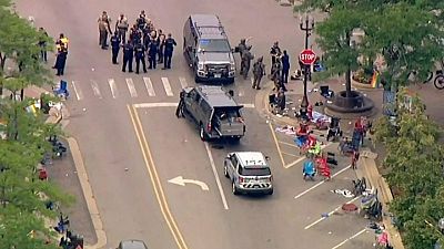 Tiroteo deja al menos cinco muertos durante desfile del 4 de Julio en un barrio de Chicago