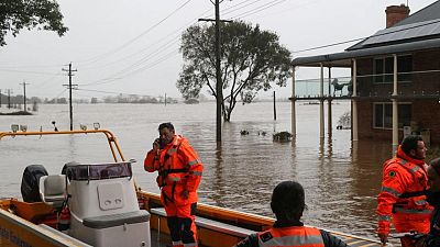Las inundaciones en Australia se agravan y miles de personas abandonan sus hogares en Sídney