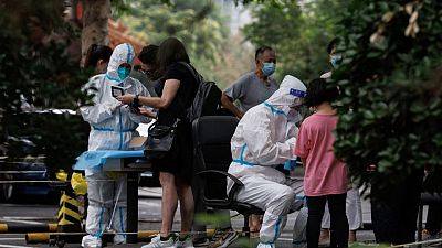 Pekín hace obligatoria la vacunación de COVID para ingreso a ciertos lugares públicos