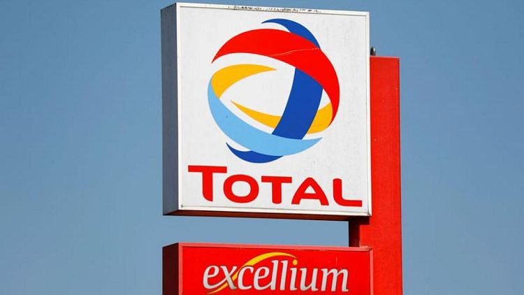 توتال إنرجيز توقع اتفاقا للتنقيب عن الغاز مع سلطنة عمان