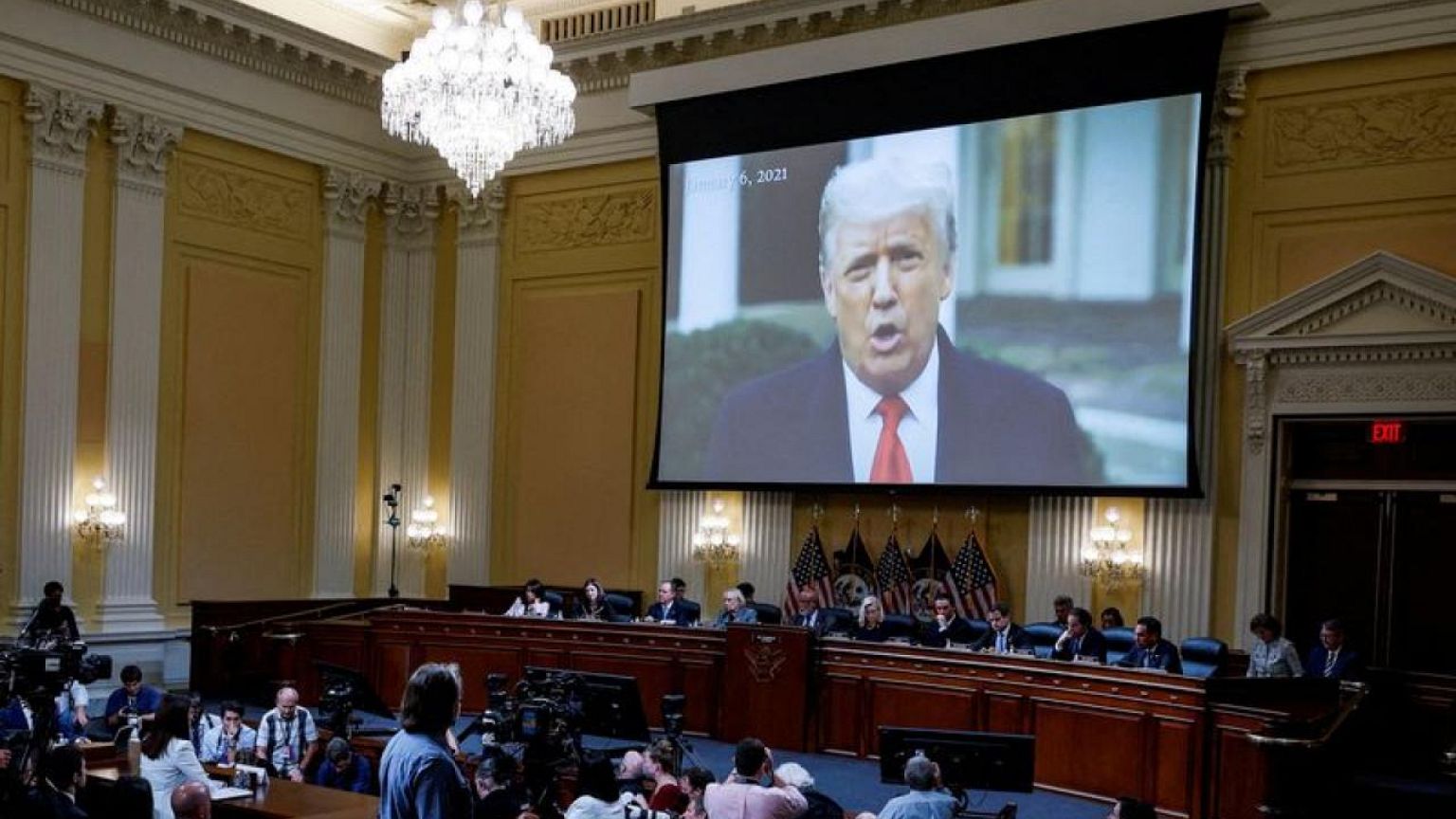 U.S. Capitol riot probe examines Trump circle's ties to extremists