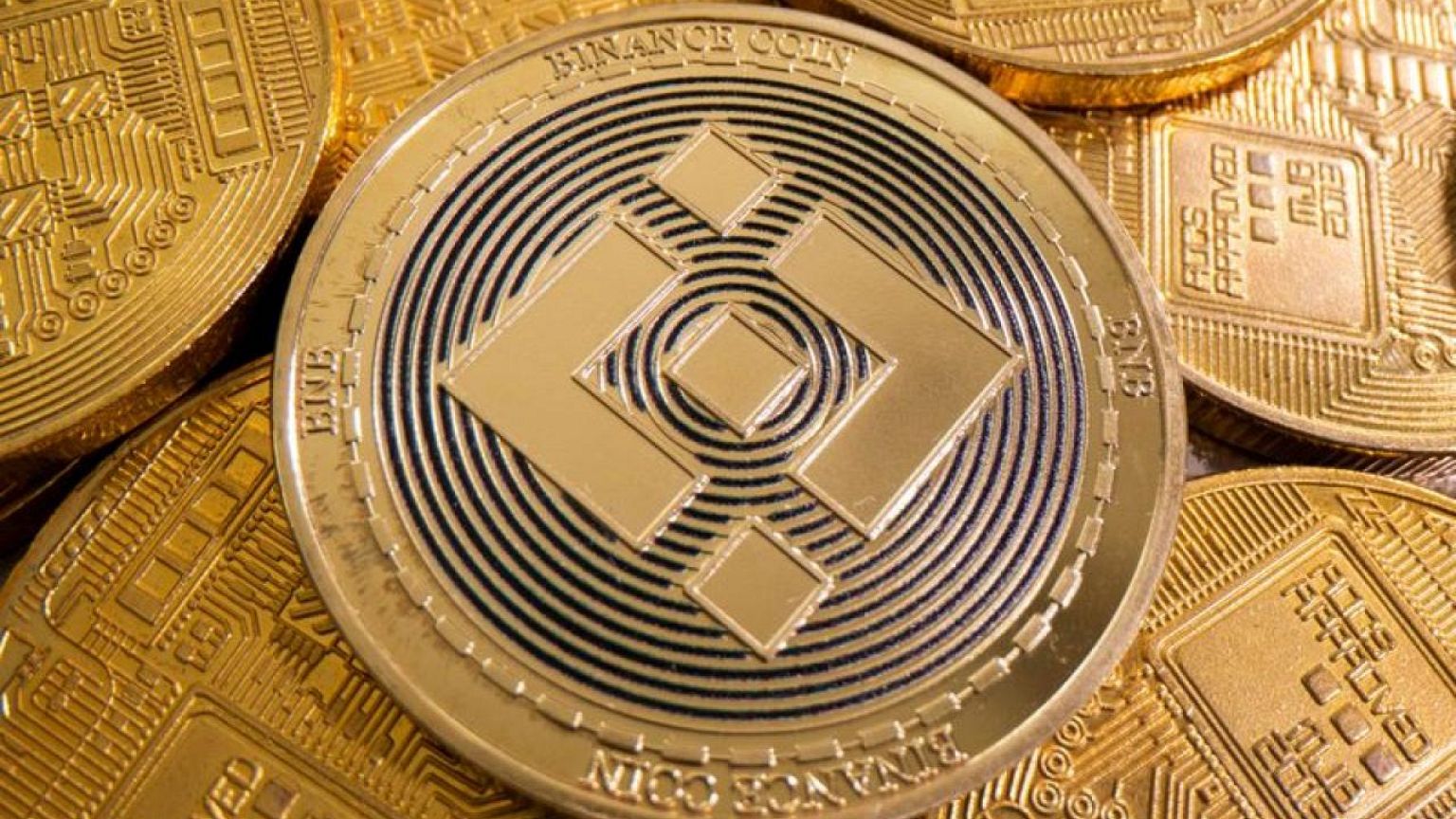 Crypto.com, Trade Republic register for crypto services in Italy