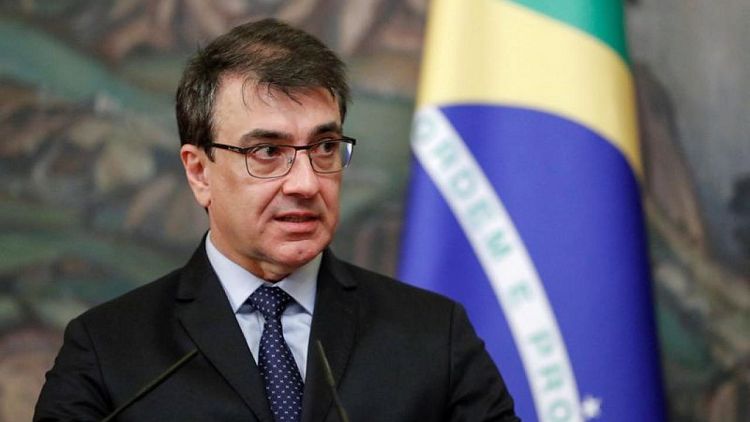 Brasil quiere comprar todo el diésel que pueda de Rusia, dice canciller