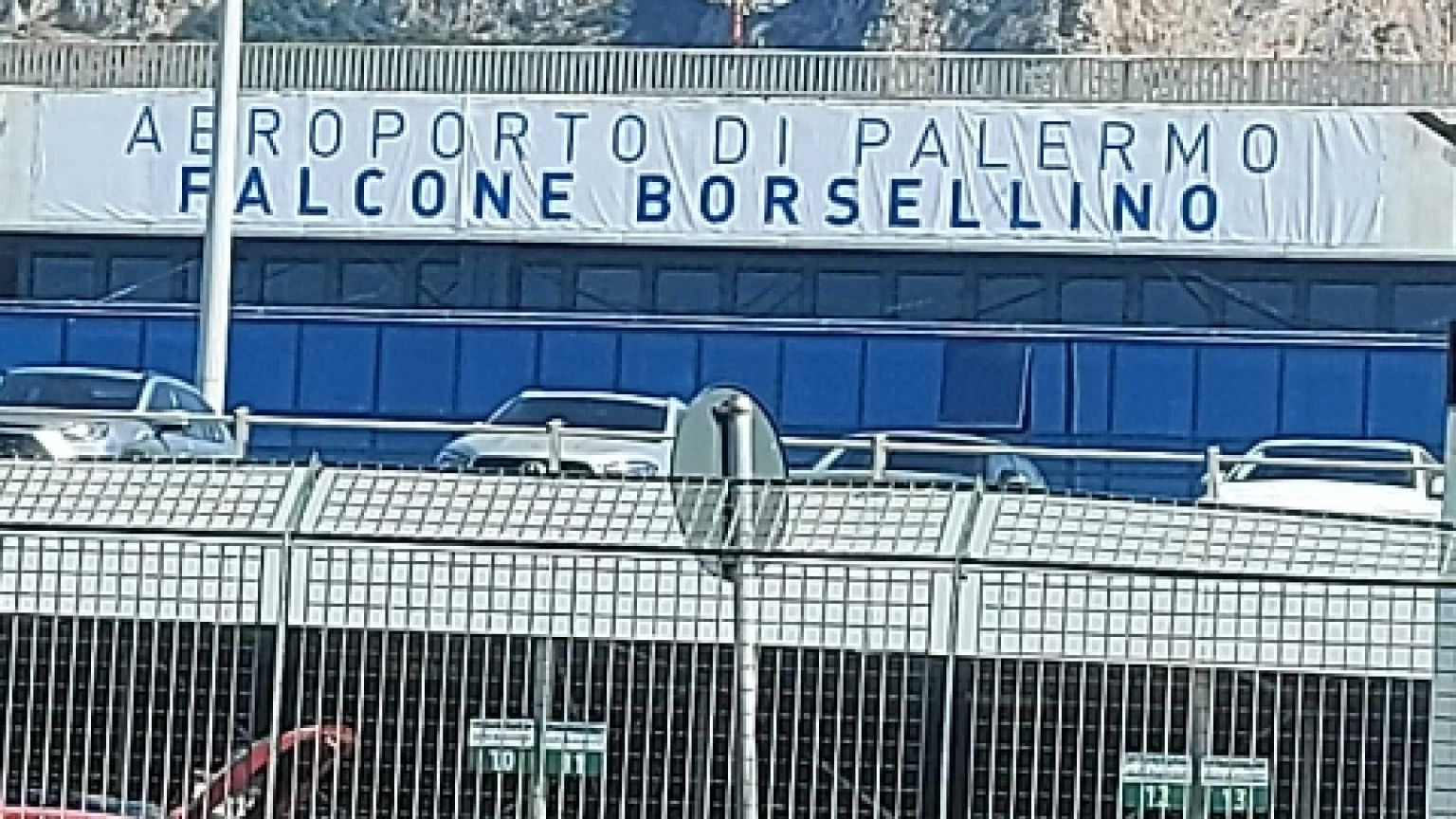 Rimossa per i lavori di ampliamento, intervento presidente Enac