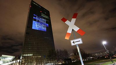 El Ibex-35 gana un 2% en jornada volátil por especulaciones sobre el gas ruso y el BCE