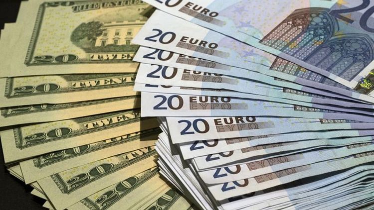 اليورو يرتفع بعد تقرير عن احتمال رفع المركزي الأوروبي أسعار الفائدة بشكل أكبر