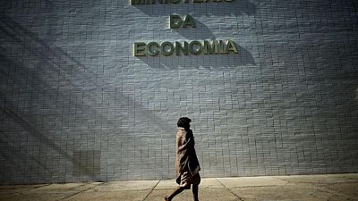 La prima de riesgo de Brasil se dispara luego de que el Congreso retira el límite de gasto