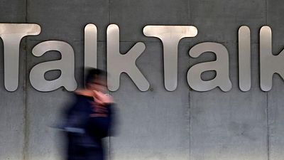 La británica Virgin Media O2 mantiene conversaciones para comprar TalkTalk -Sky News
