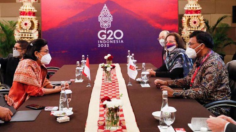 Jefes de finanzas del G20 abordan la seguridad alimentaria; guerra de Ucrania impide un comunicado oficial