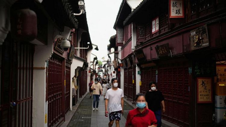 شنغهاي الصينية تسجل 14 إصابة جديدة بكورونا بدون أعراض