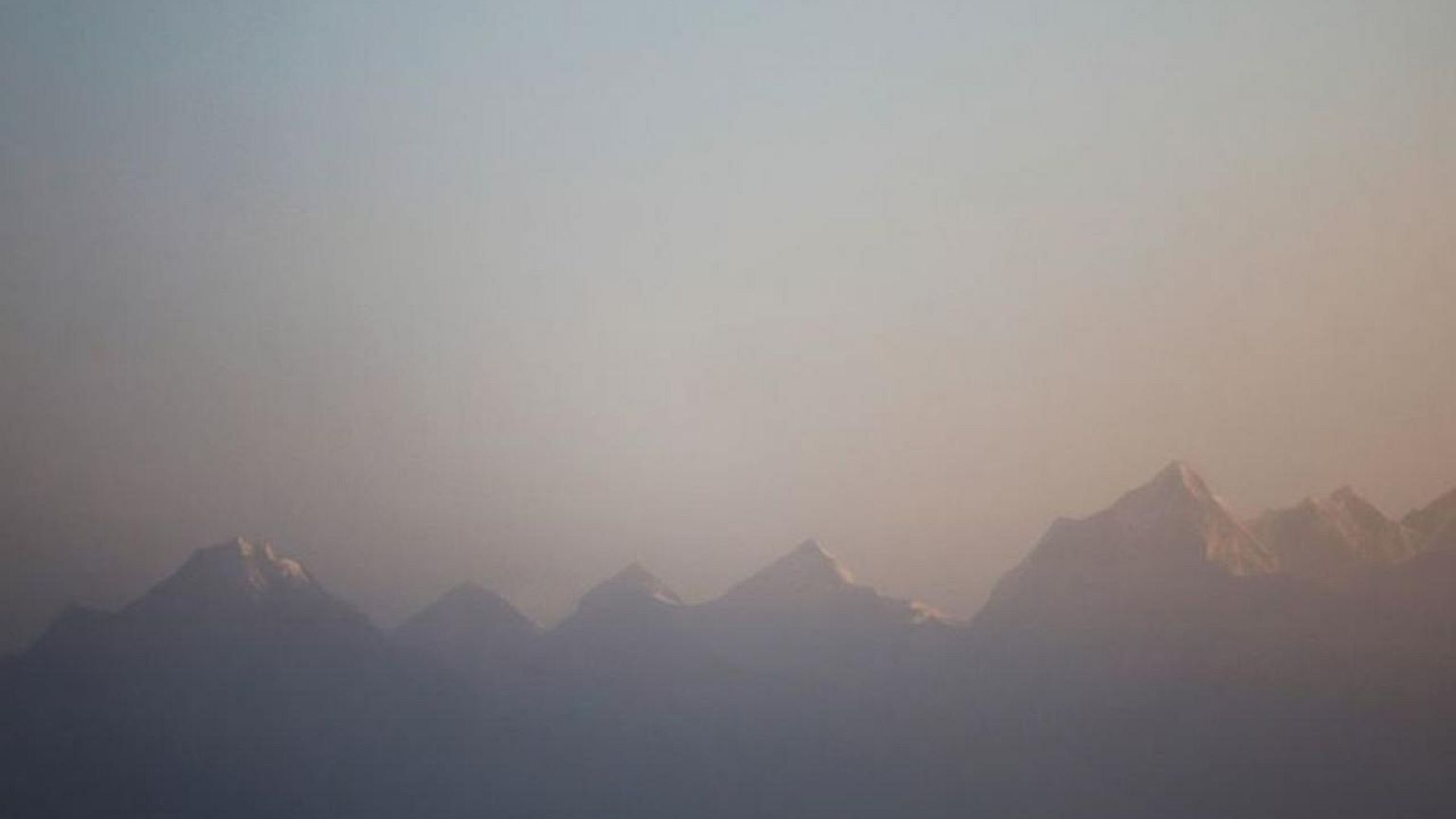 Nepali Sherpa sets climbing record on Pakistan mountain