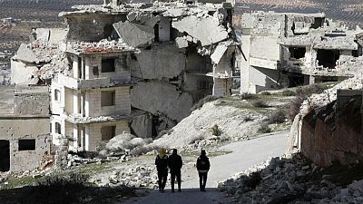 Siete muertos en ataques rusos en Siria -observador, equipos de rescate