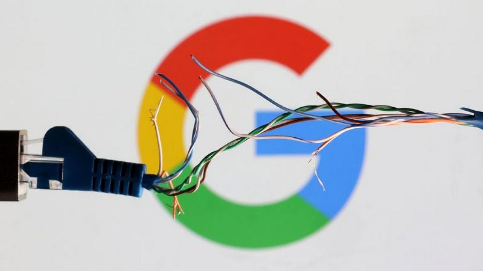 Google down for thousands of users - Downdetector