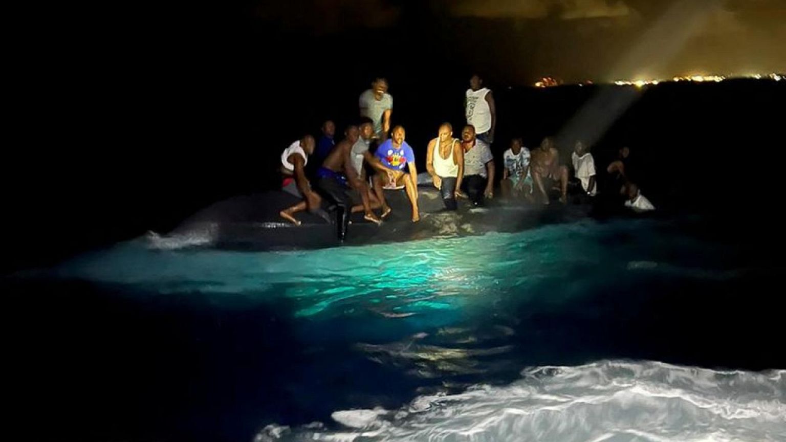 Detenciones de inmigrantes en las Bahamas se disparan en 2022 en medio de alza de viajes por mar