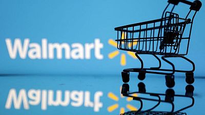 Walmart recorta pronóstico de ganancias, apunta a inflación de alimentos y combustibles