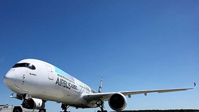 Airbus recorta su objetivo de entregas y frena el aumento de la producción de aviones