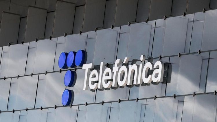 Telefónica eleva previsiones tras registrar un beneficio de 320 millones de euros